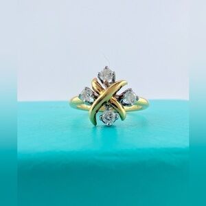 Tiffany & Co. Schlumberger Lynn Diamond Ring Two Tone: 18k and Platinum 💙